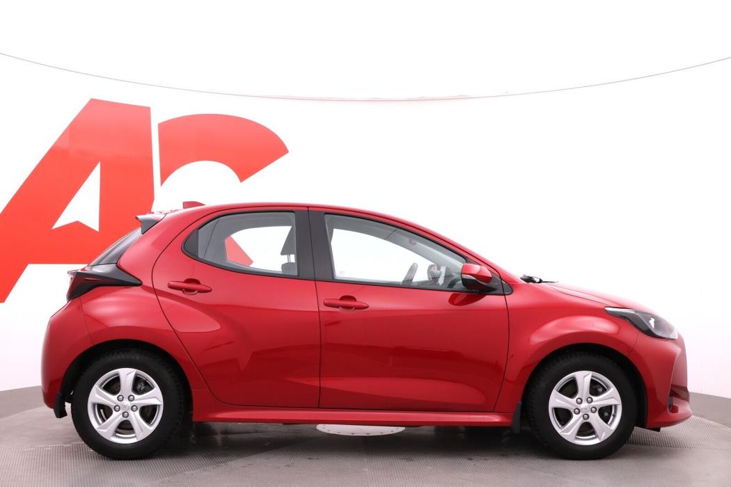 TOYOTA Yaris 2022