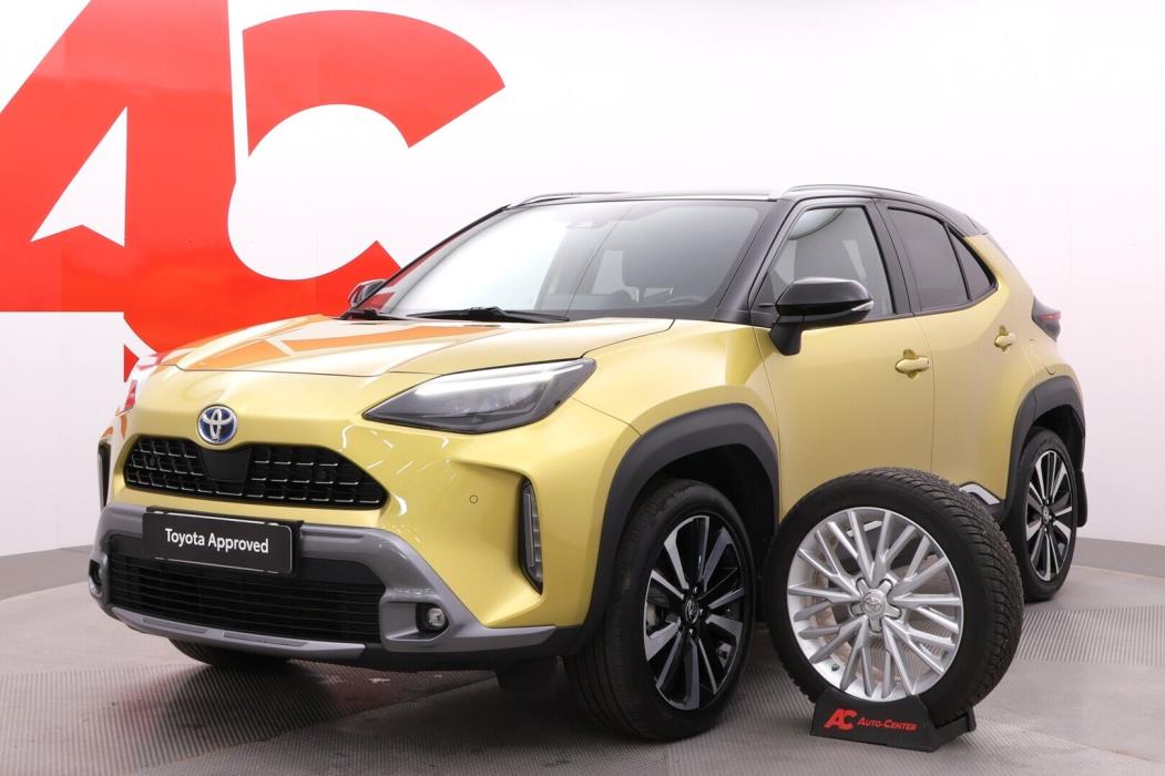 TOYOTA Yaris Cross 2021