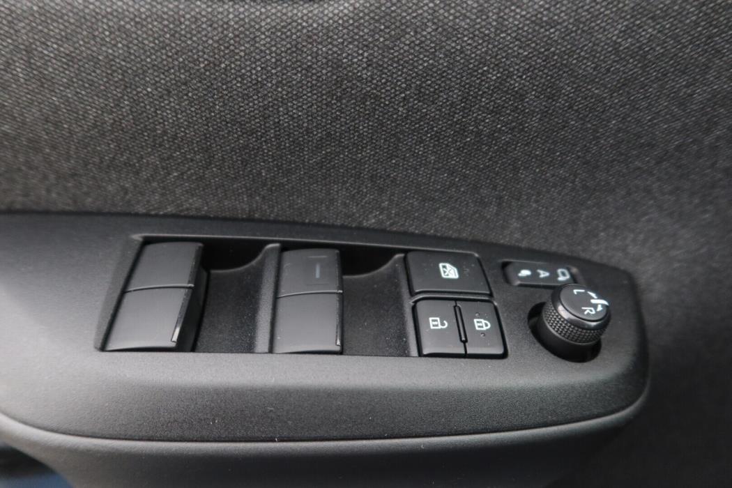 TOYOTA Yaris Cross 2021