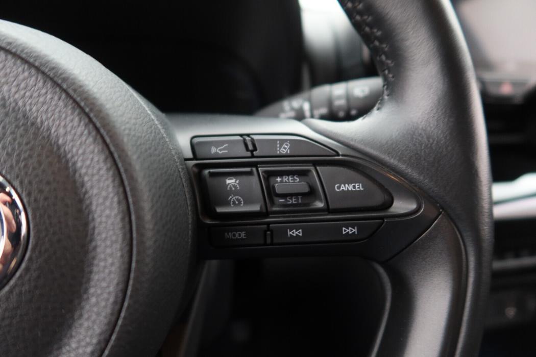 TOYOTA Yaris Cross 2021