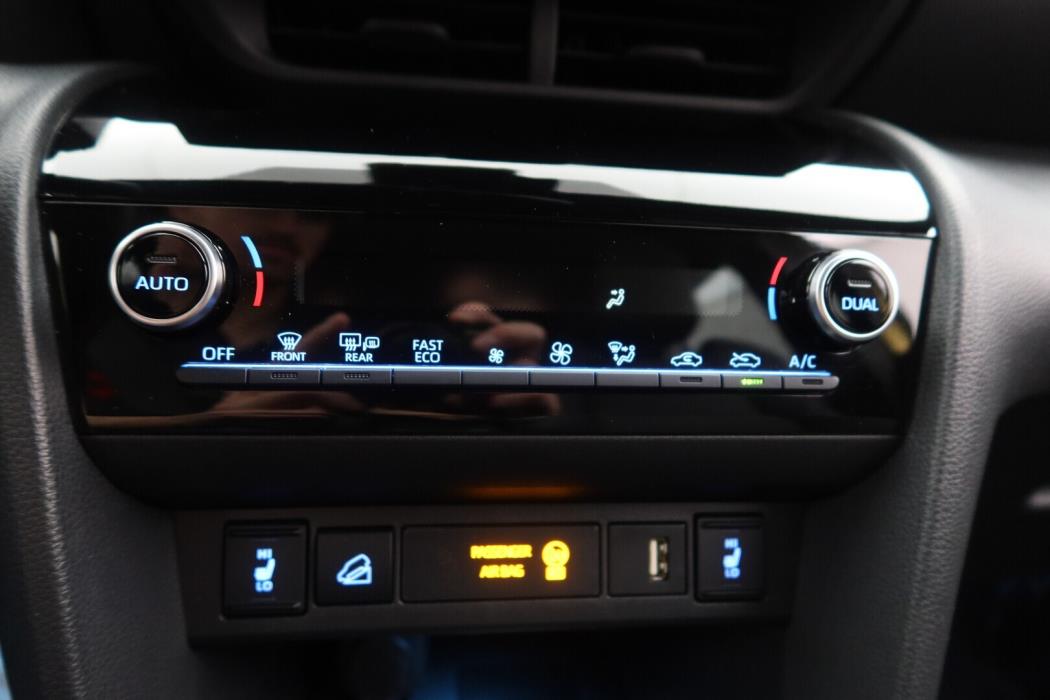 TOYOTA Yaris Cross 2021