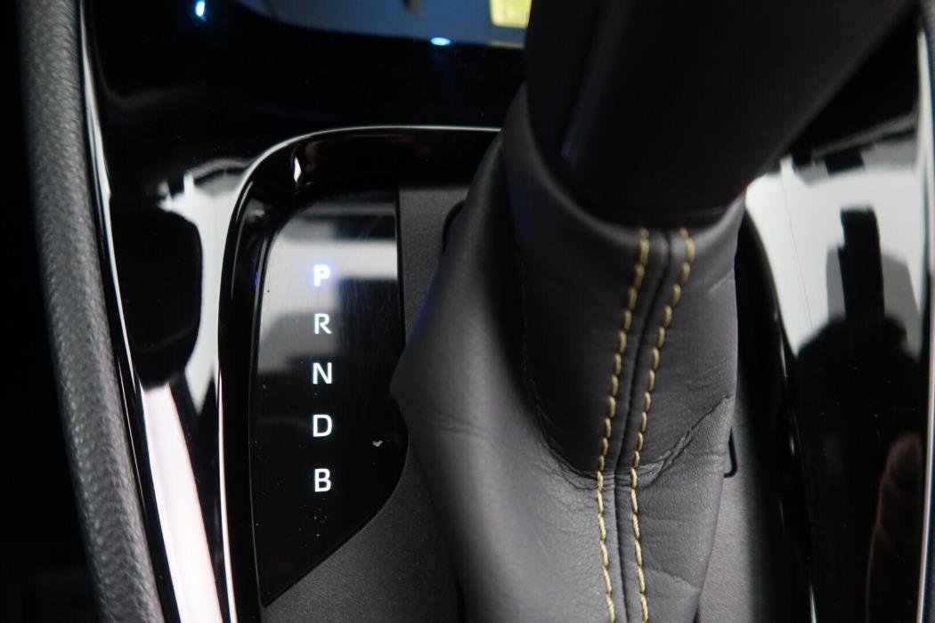 TOYOTA Yaris Cross 2021
