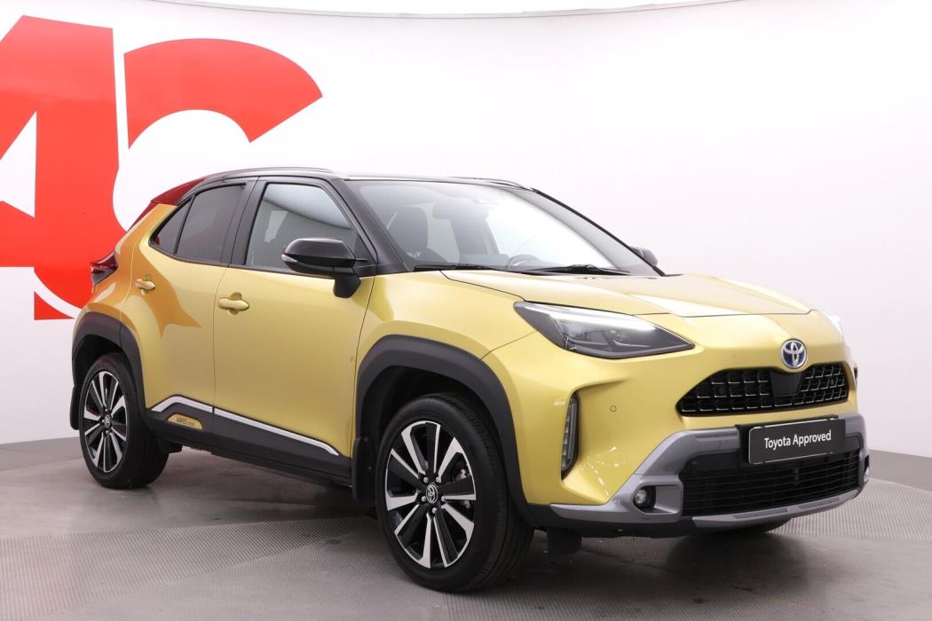TOYOTA Yaris Cross 2021