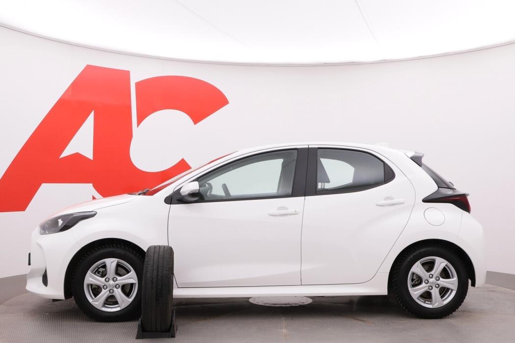 TOYOTA Yaris 2023