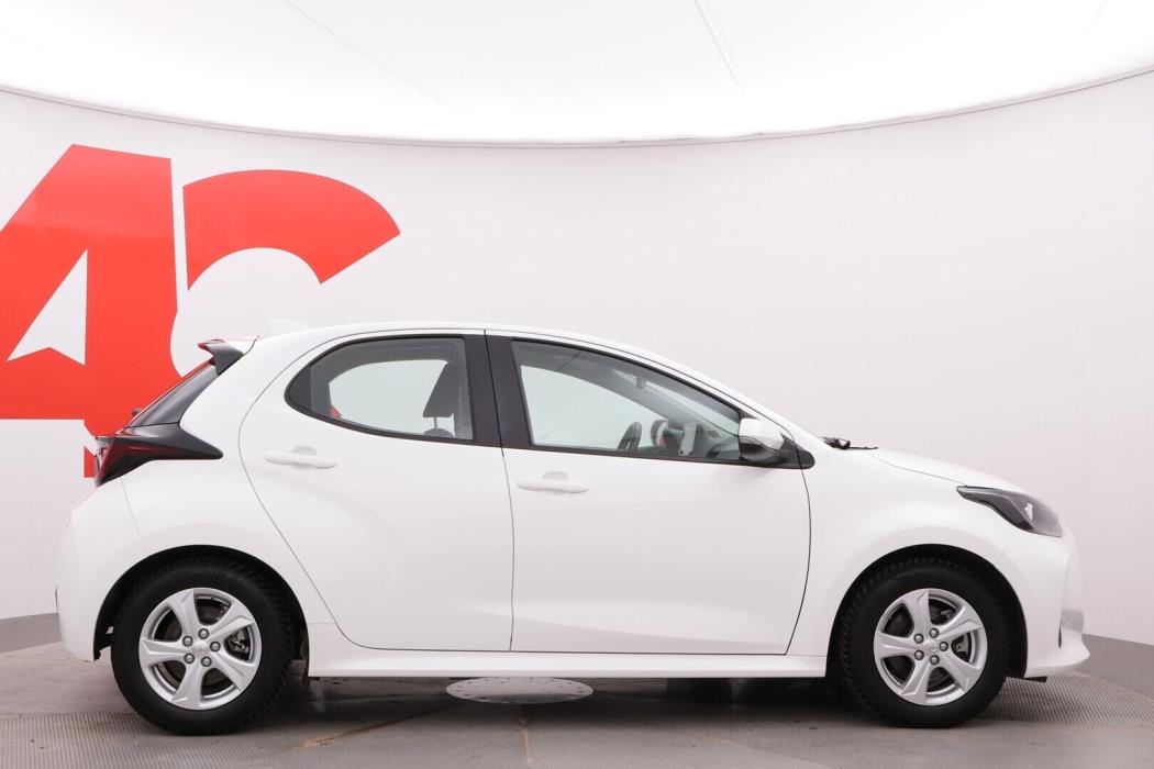 TOYOTA Yaris 2023