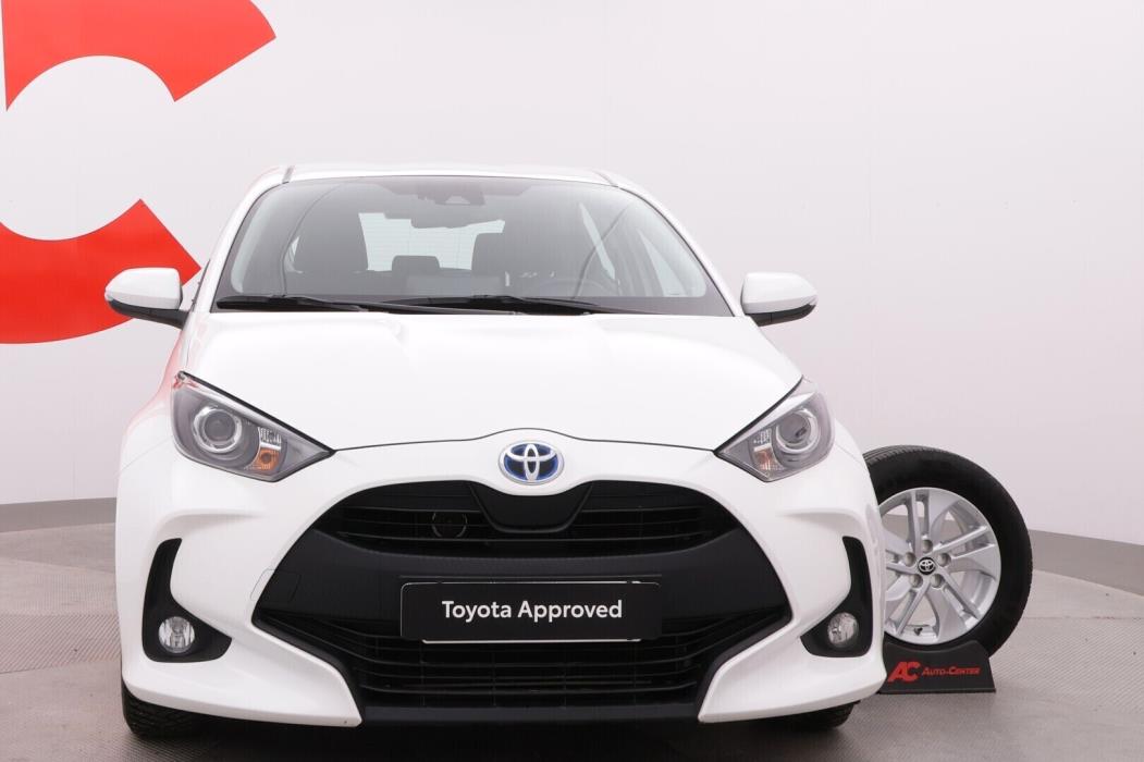 TOYOTA Yaris 2023