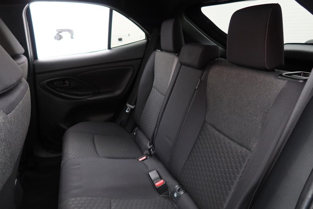 TOYOTA Yaris Cross 2024