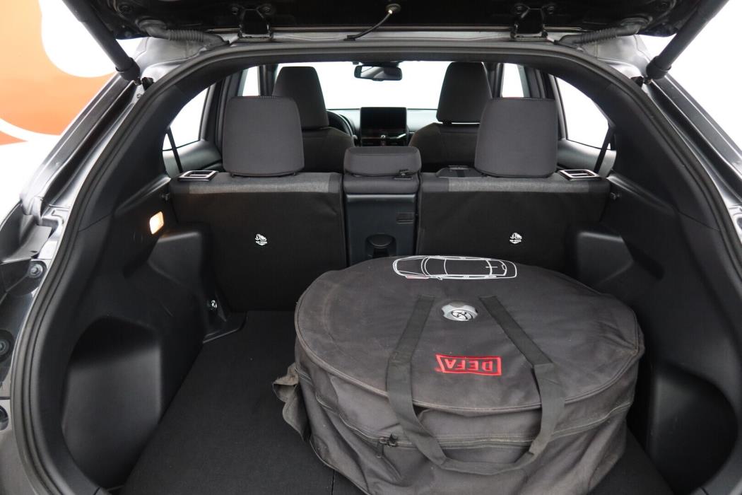 TOYOTA Yaris Cross 2024
