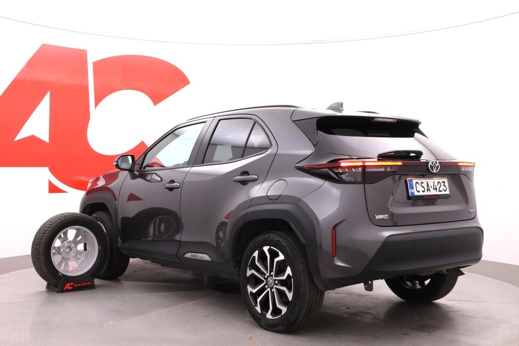 TOYOTA Yaris Cross 2024