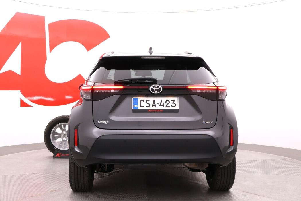 TOYOTA Yaris Cross 2024