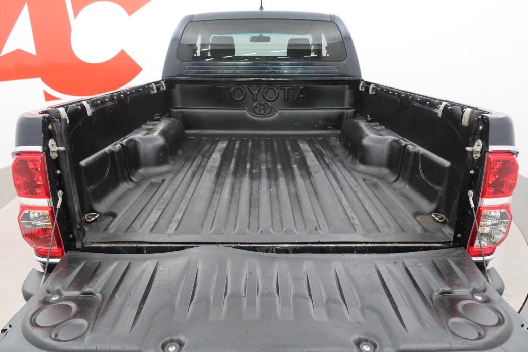 TOYOTA Hilux 2015