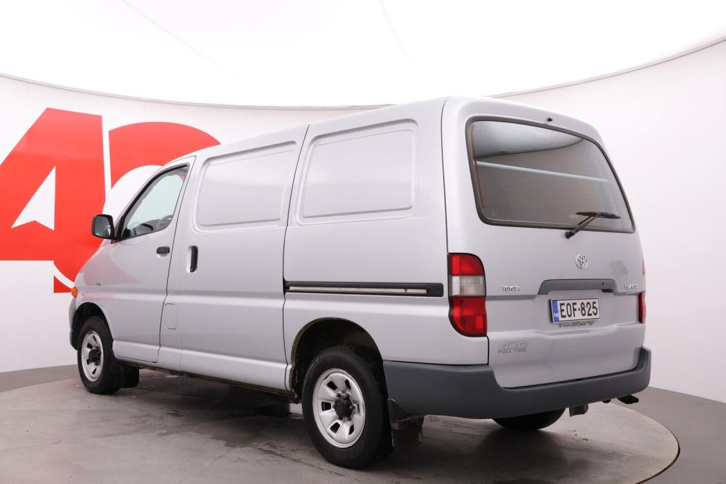 TOYOTA Hiace 2006