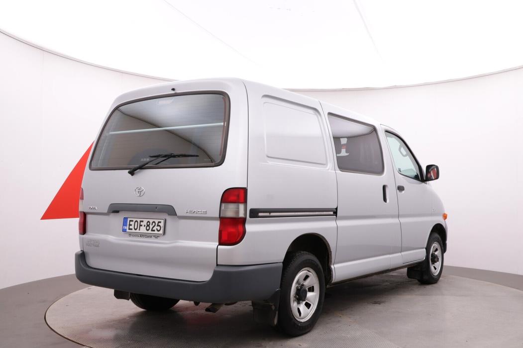 TOYOTA Hiace 2006