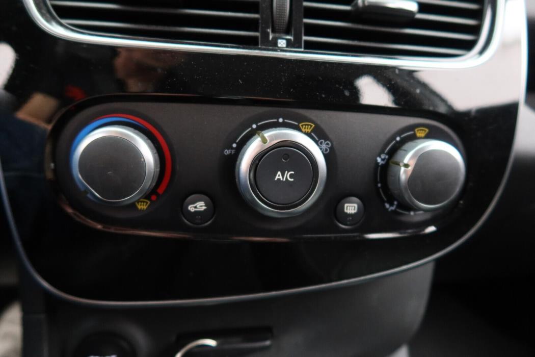 RENAULT Clio 2017