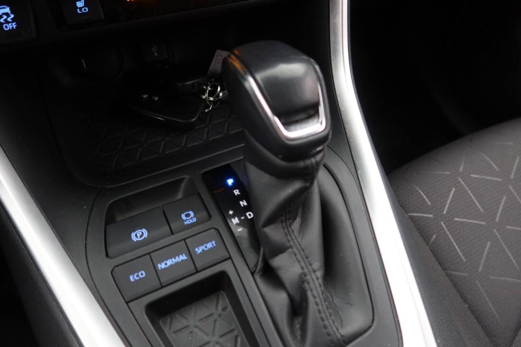 TOYOTA RAV4 2021