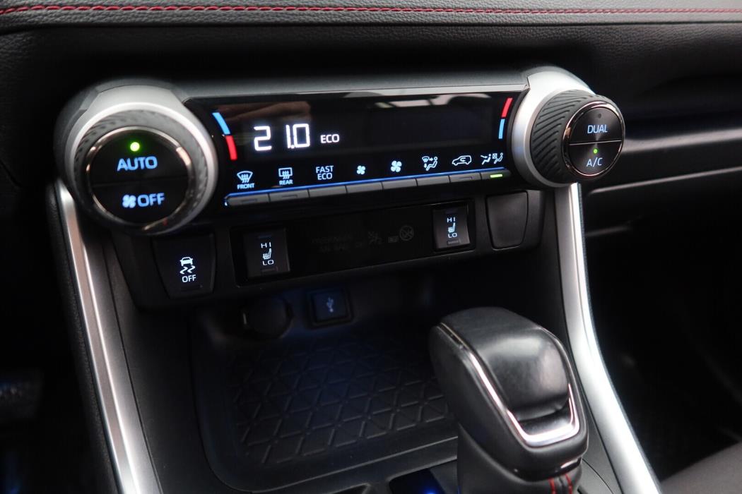 TOYOTA RAV4 Plug-in 2021