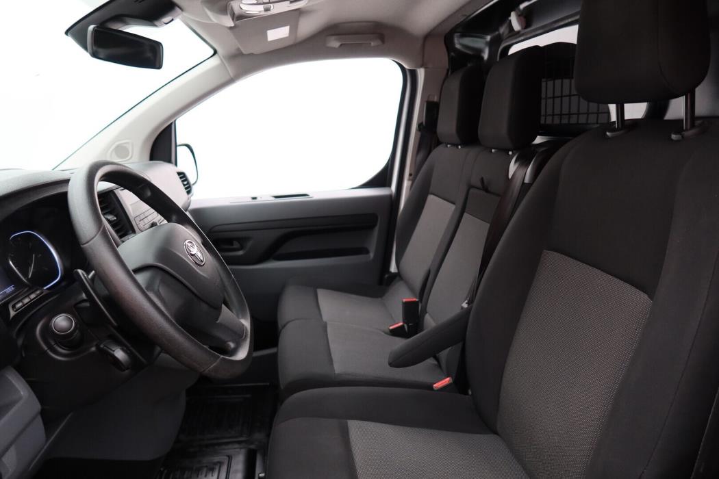 TOYOTA Proace 2022