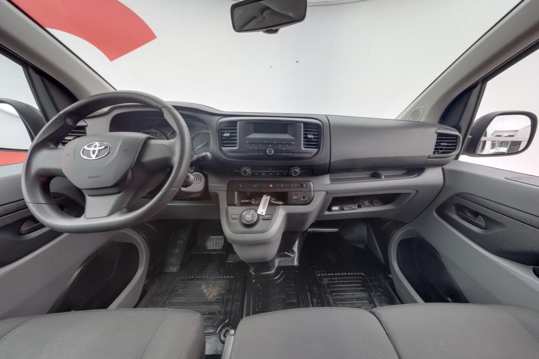 TOYOTA Proace 2022