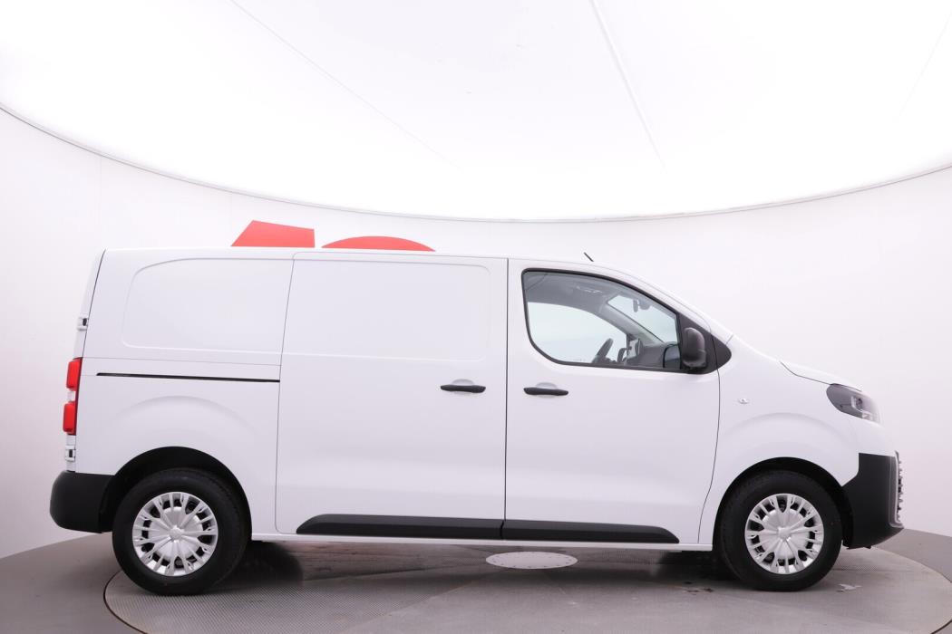 TOYOTA Proace 2025