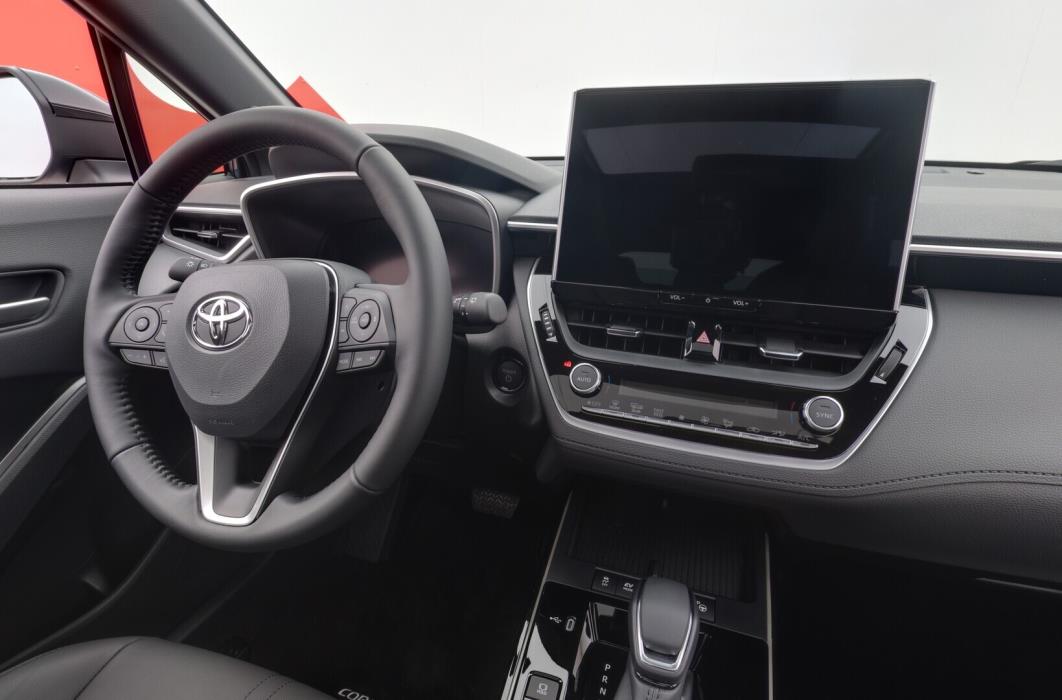 TOYOTA Corolla Cross 2025