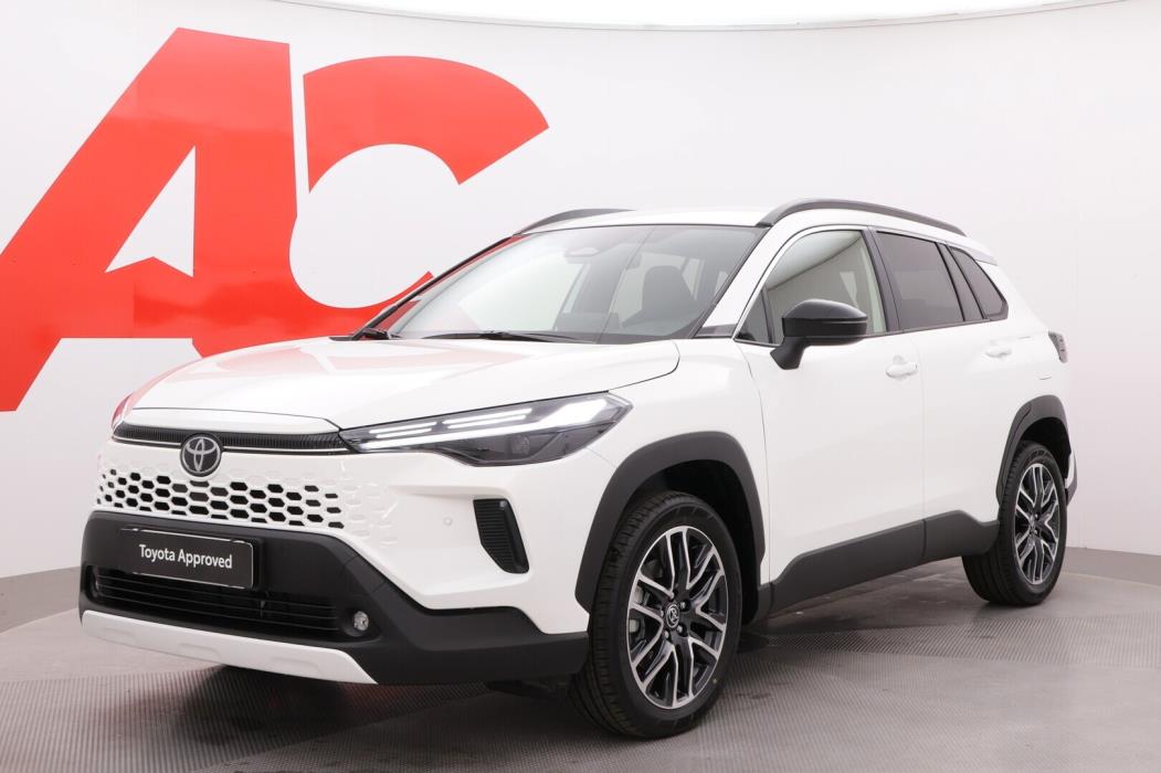 TOYOTA Corolla Cross 2026