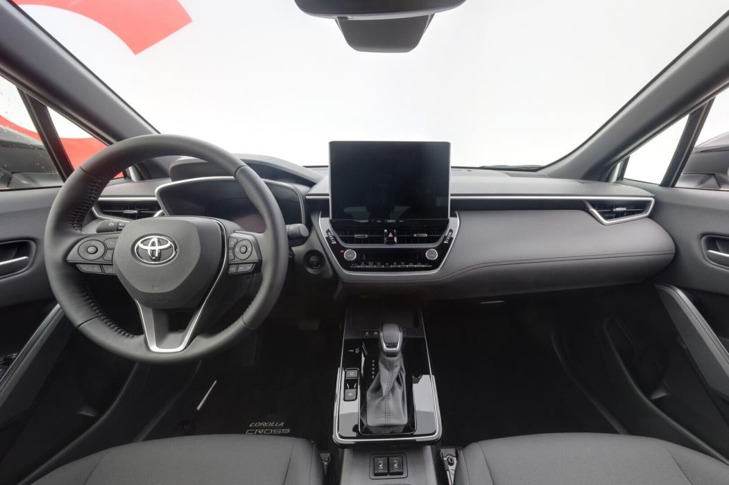 TOYOTA Corolla Cross 2026