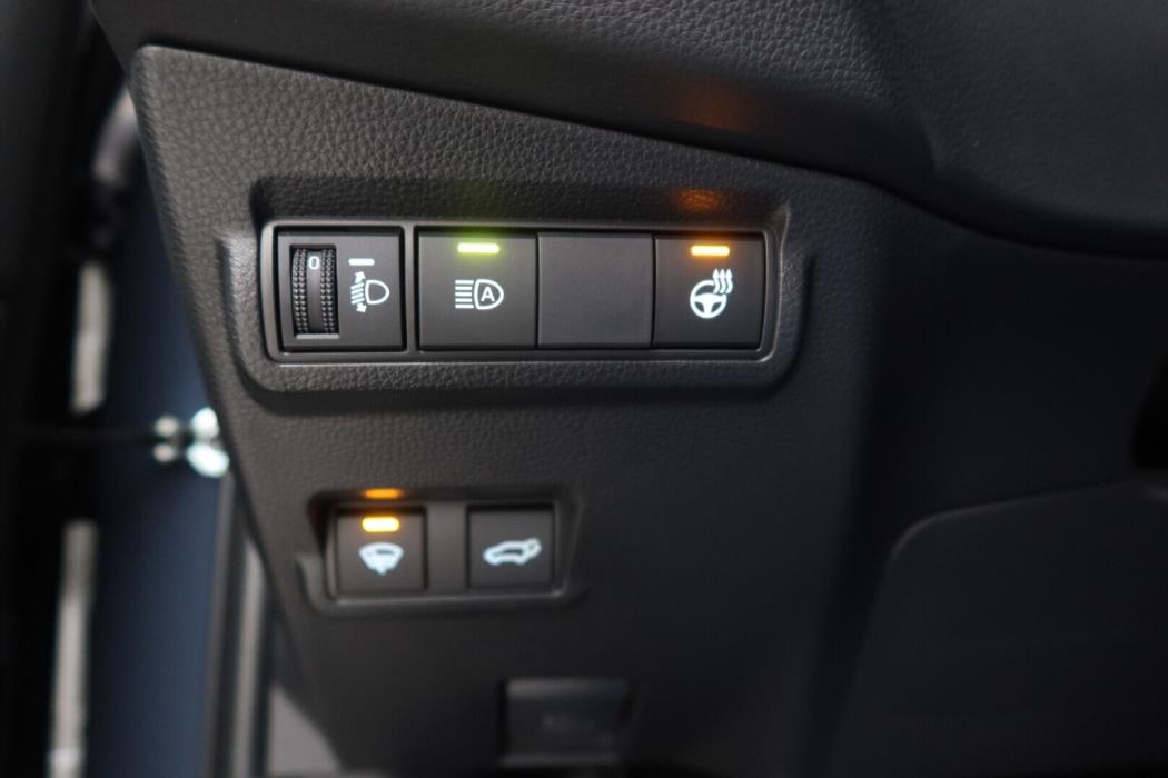 TOYOTA Corolla Cross 2025