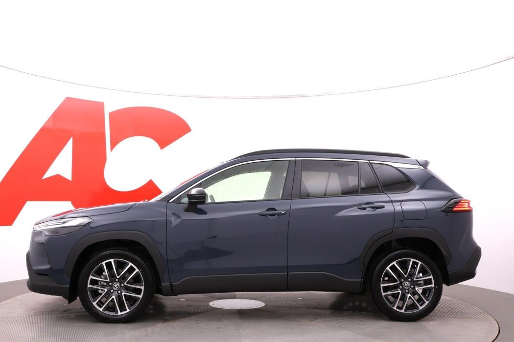 TOYOTA Corolla Cross 2025