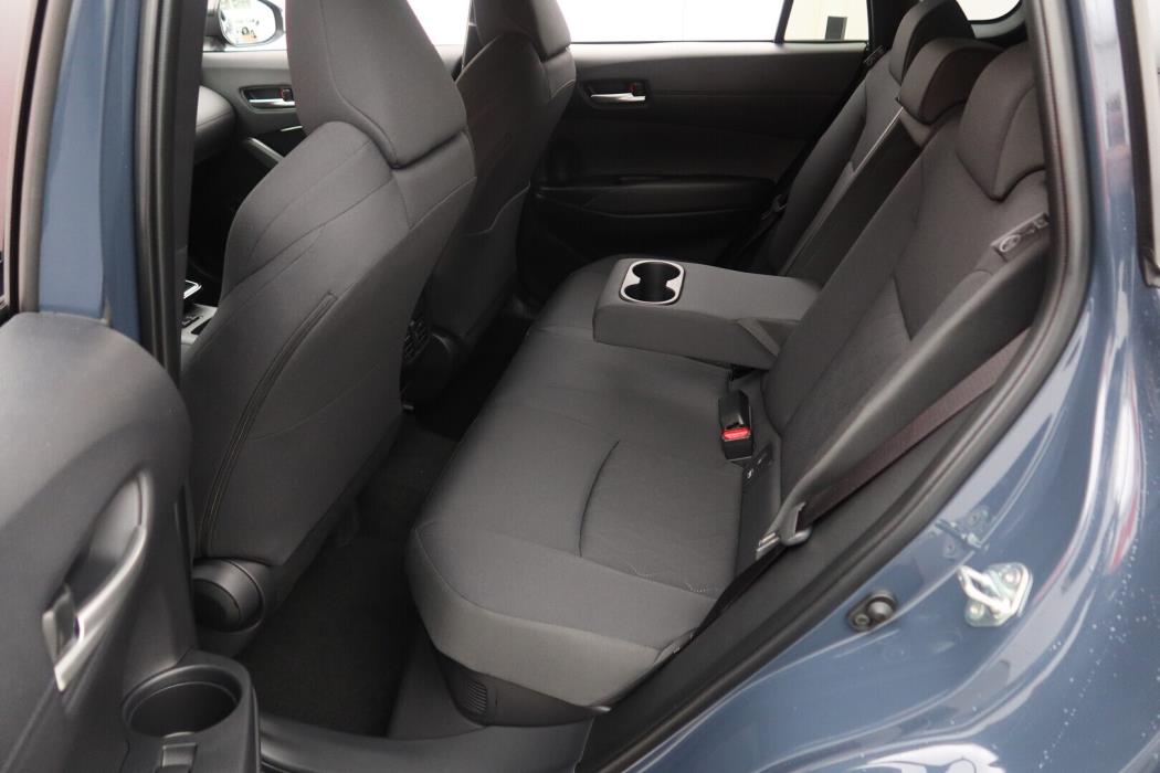 TOYOTA Corolla Cross 2025