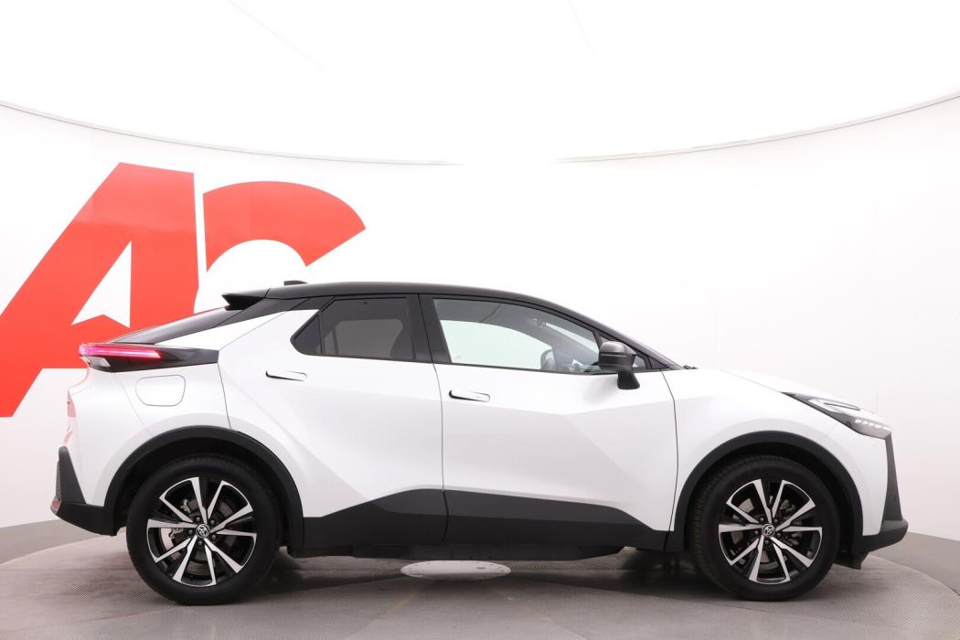 TOYOTA C-HR 2025