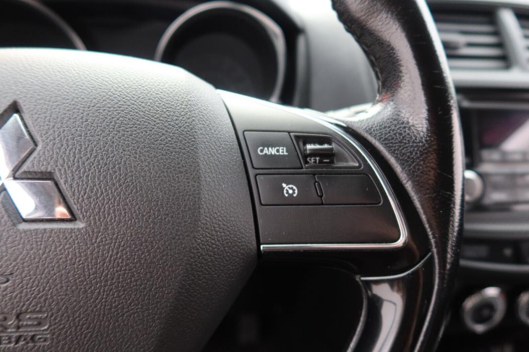 MITSUBISHI ASX 2016