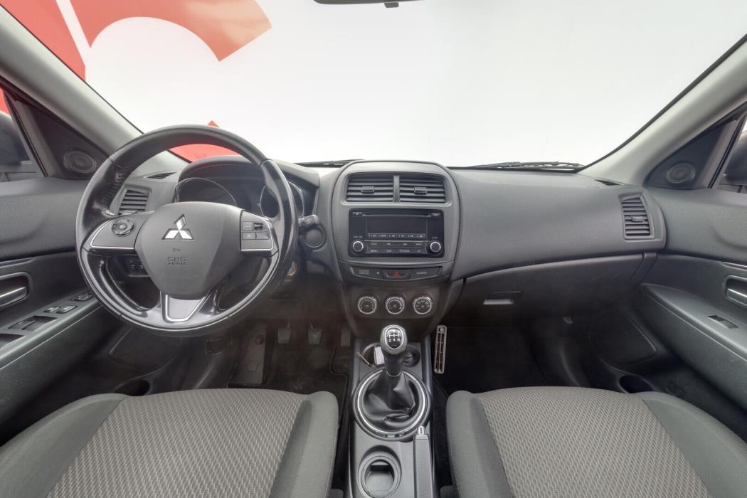 MITSUBISHI ASX 2016