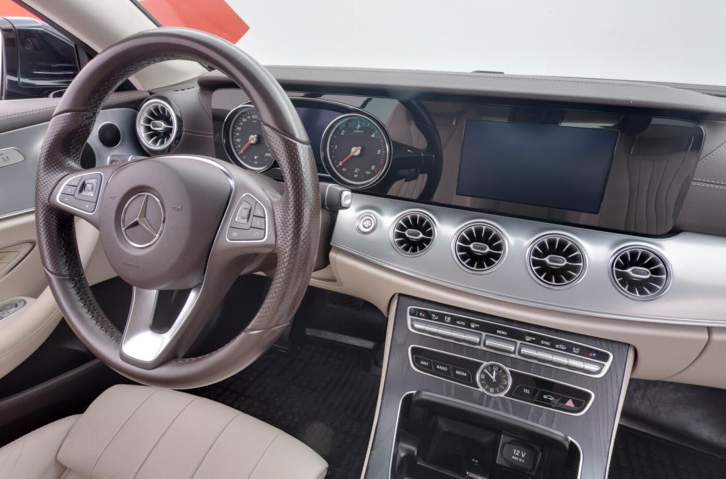 MERCEDES-BENZ E 2018