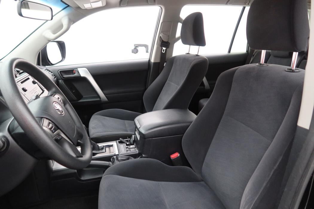 TOYOTA Land Cruiser 2019