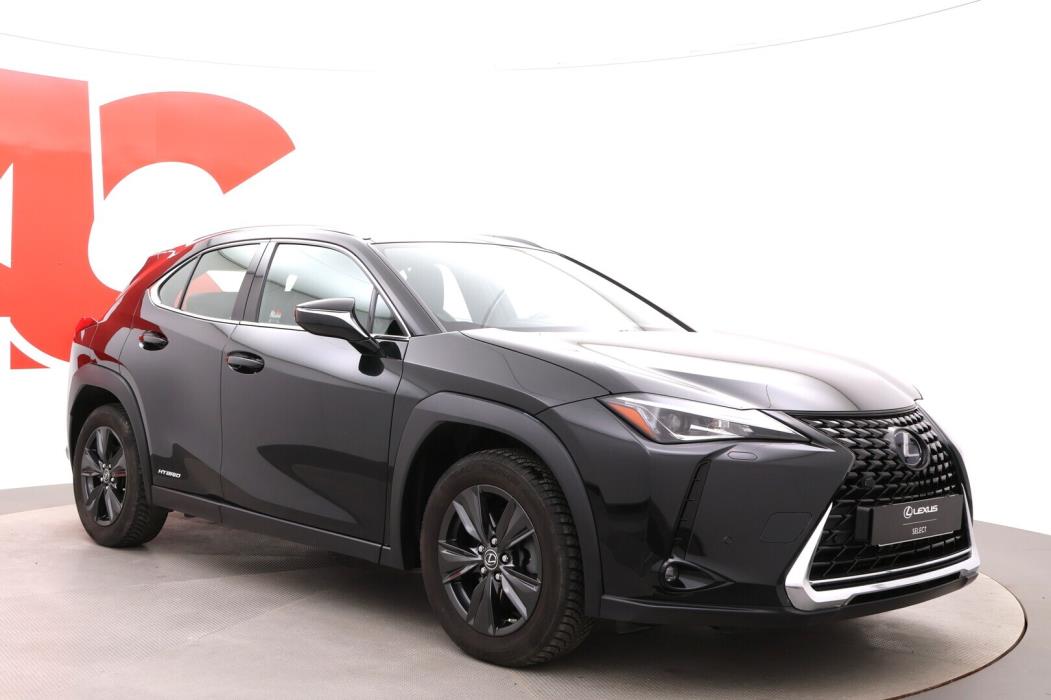 LEXUS UX 2020