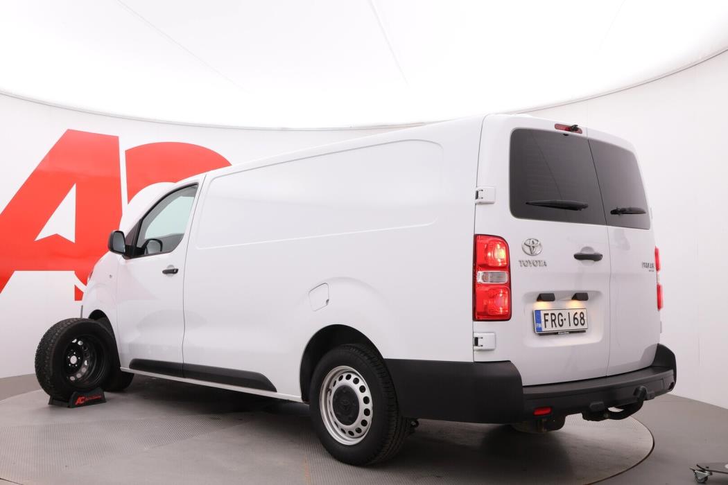 TOYOTA Proace 2023