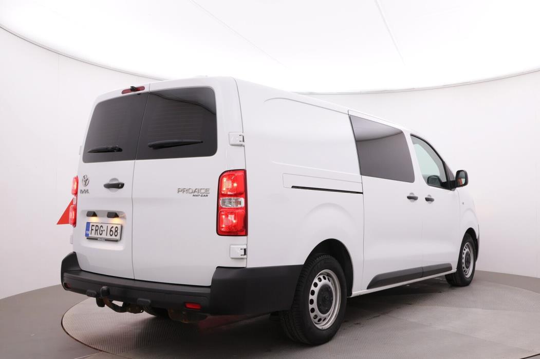 TOYOTA Proace 2023