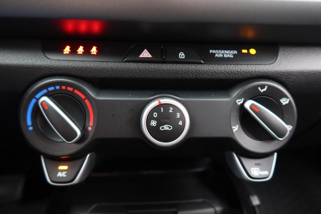 KIA Rio 2023