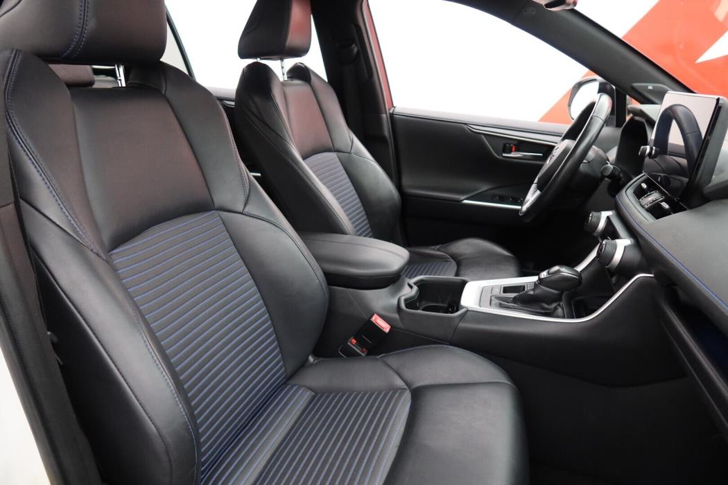 TOYOTA RAV4 2023