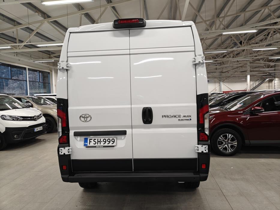 TOYOTA Proace MAX 2025