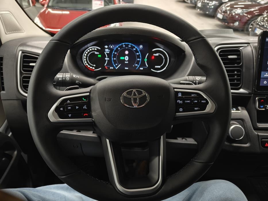 TOYOTA Proace MAX 2025