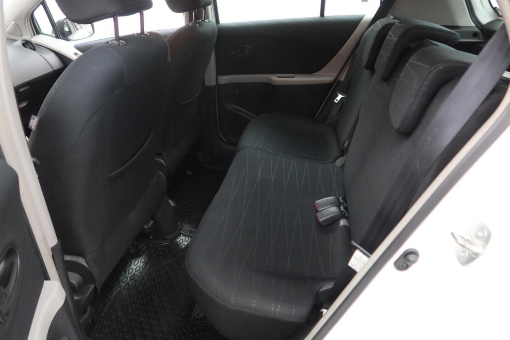 TOYOTA Yaris 2007