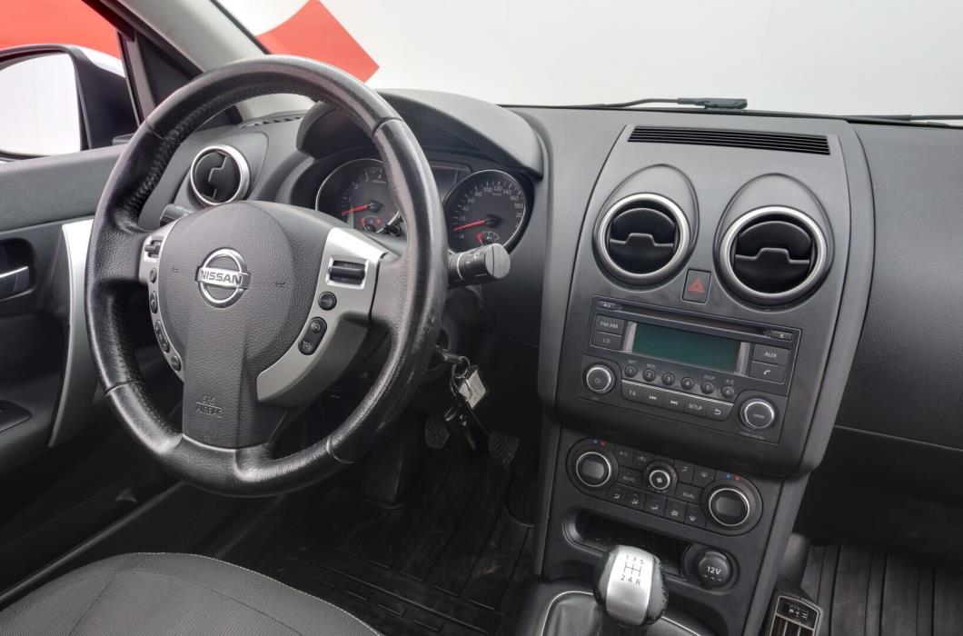 NISSAN Qashqai 2013