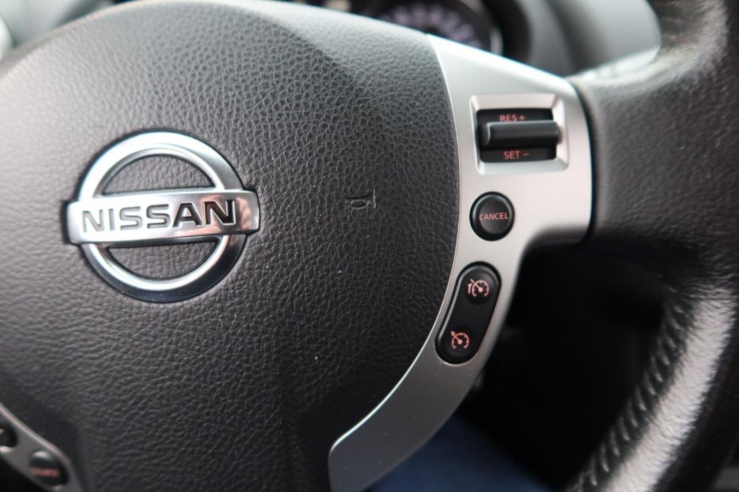 NISSAN Qashqai 2013