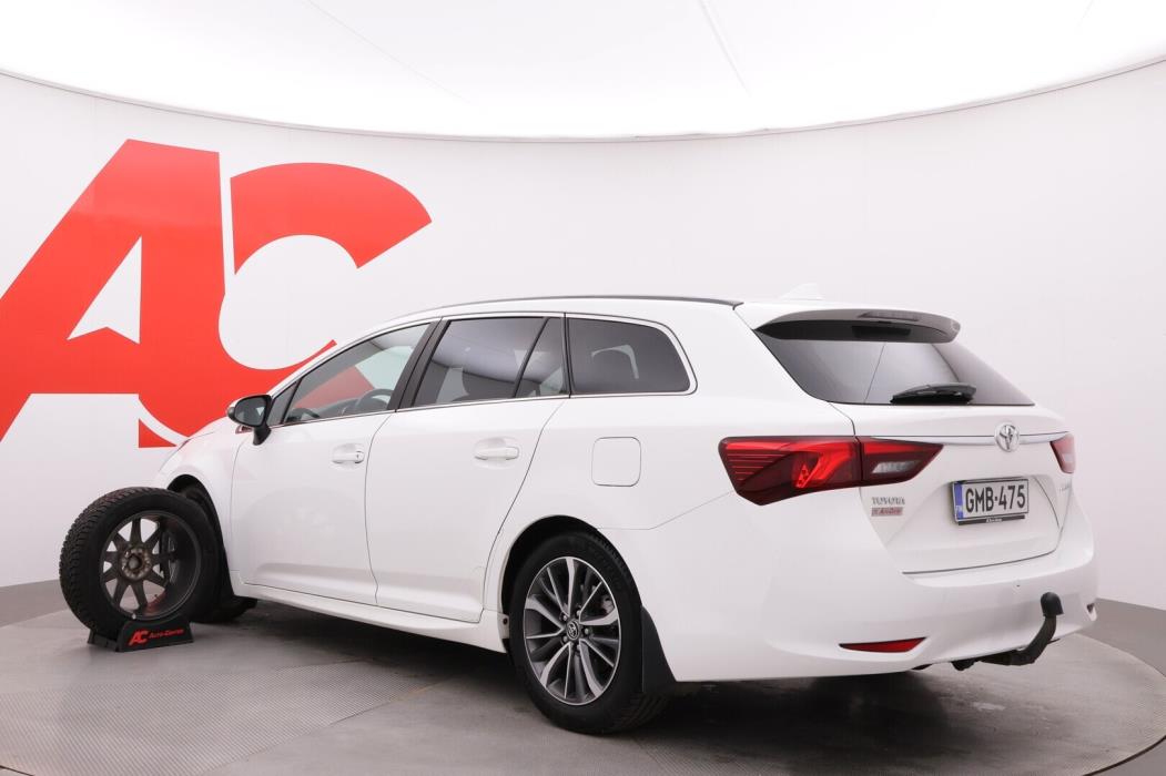 TOYOTA Avensis 2016