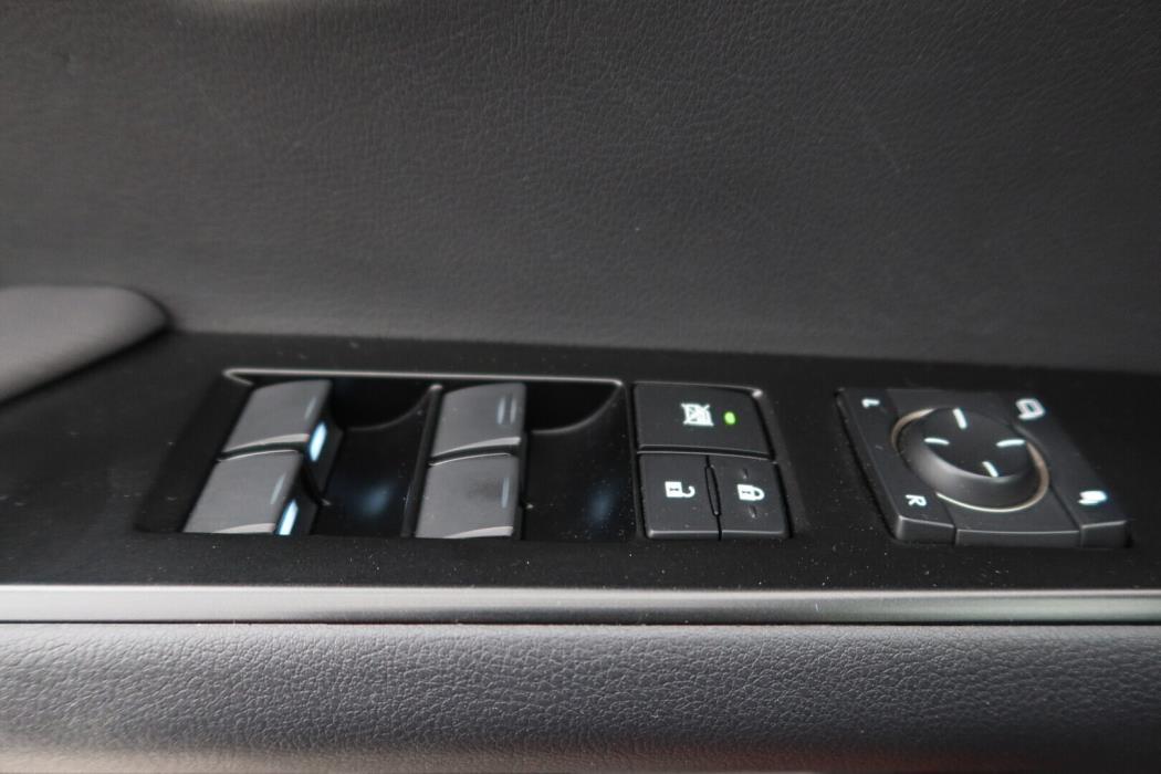 LEXUS UX 2019
