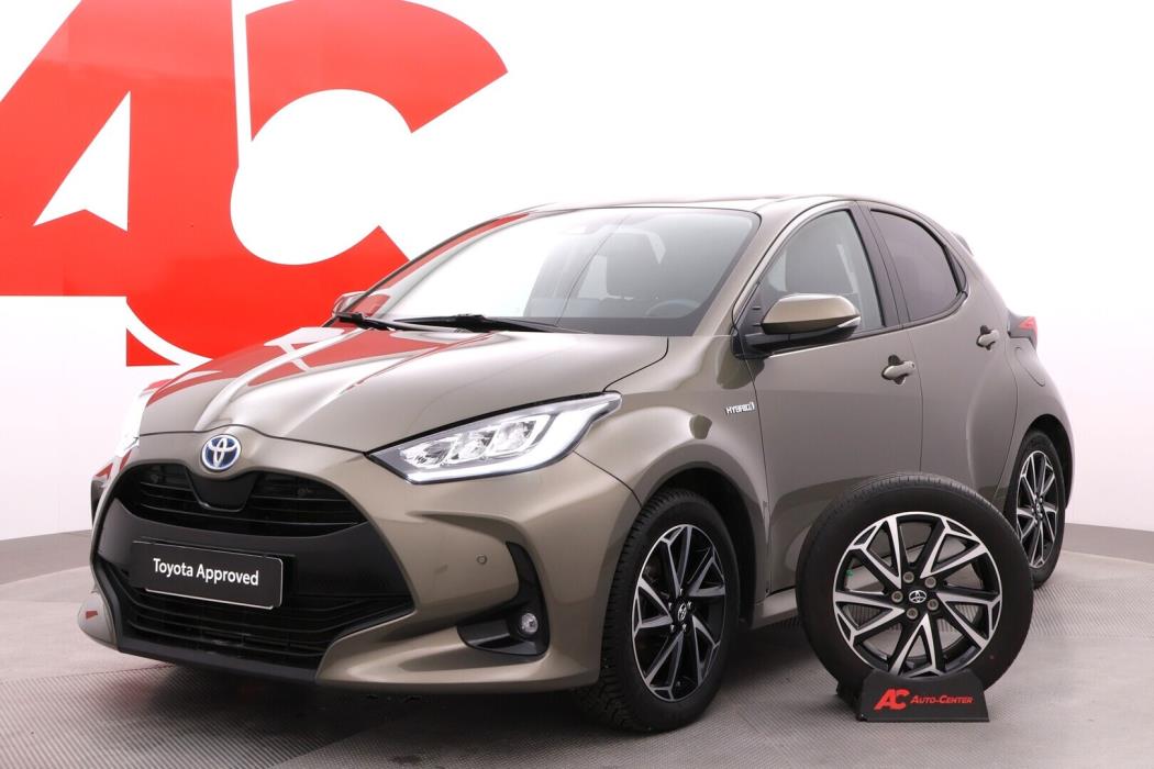 TOYOTA Yaris 2021