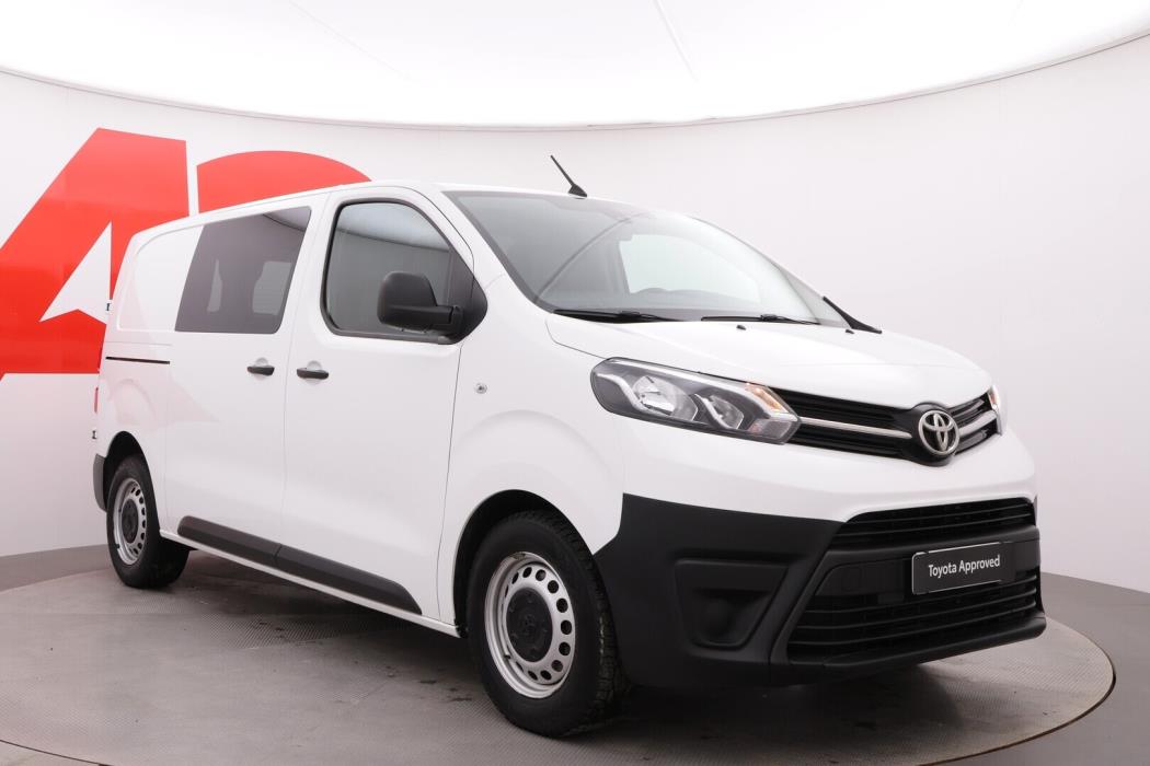 TOYOTA Proace 2021
