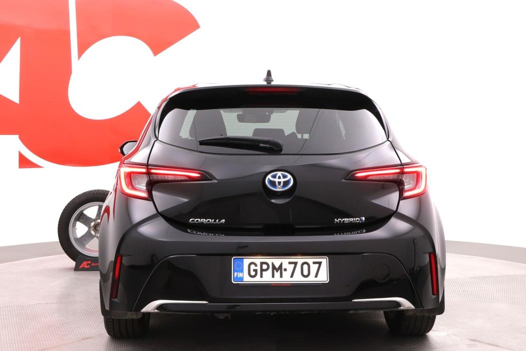 TOYOTA Corolla 2023