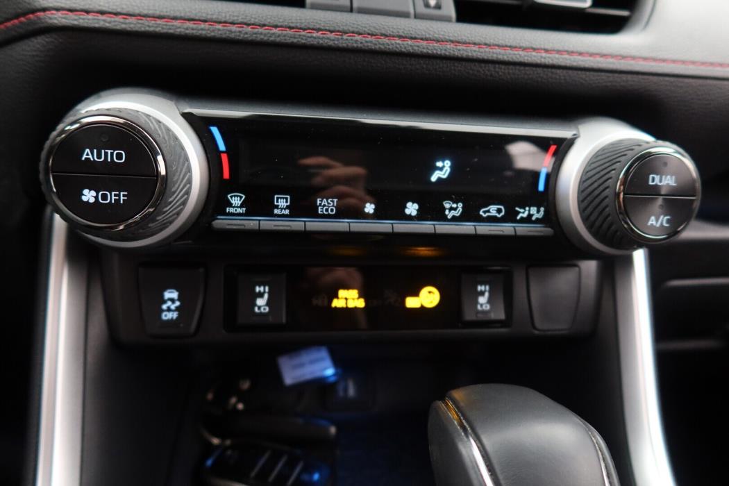 TOYOTA RAV4 Plug-in 2024